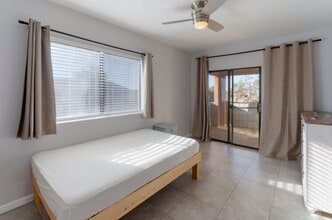 Building Photo - Great Columbus Condo!