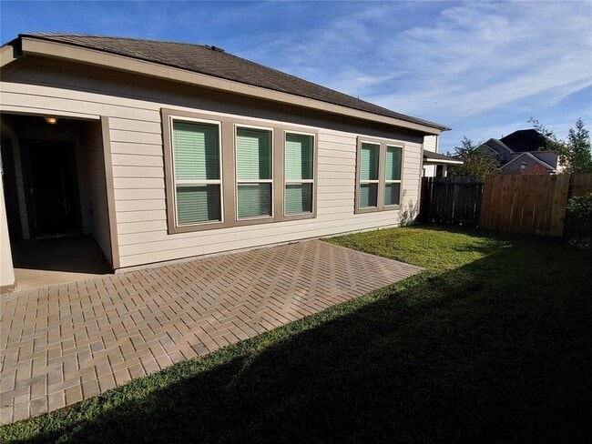 Building Photo - 3122 Crescent Oaks Park Ln