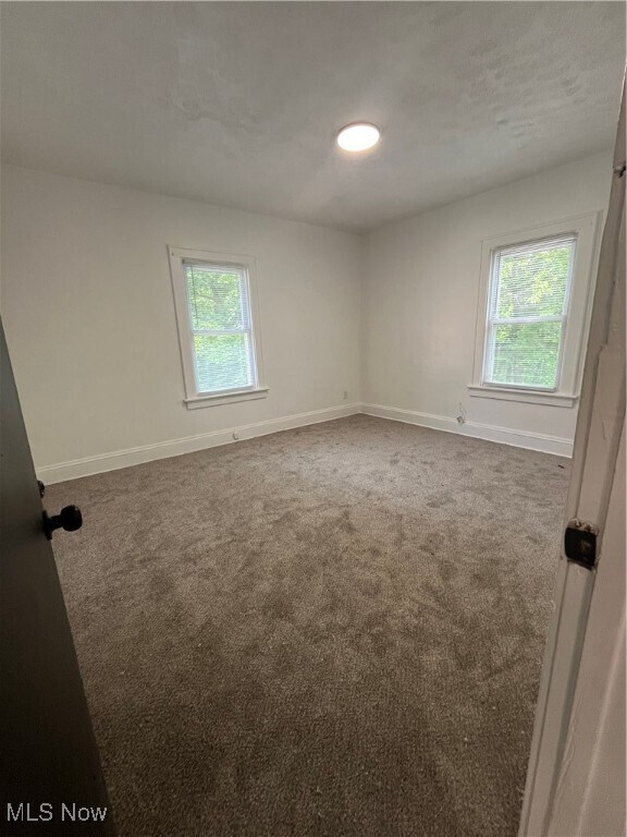 Building Photo - 892 Delia Ave