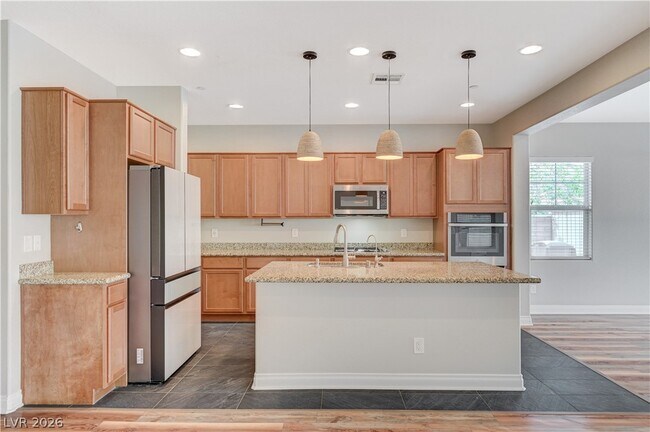 Building Photo - 276 Homeward Way