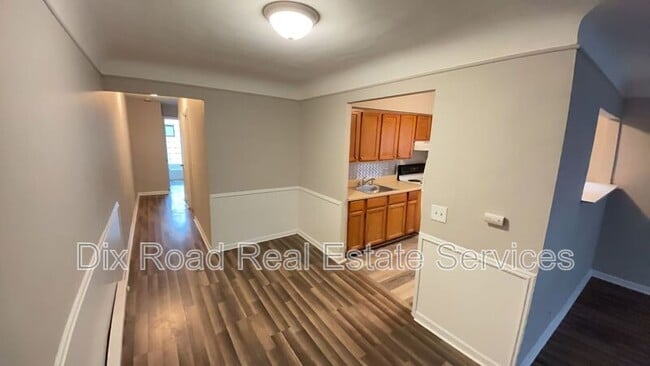 Building Photo - 1616 Pelham Pl