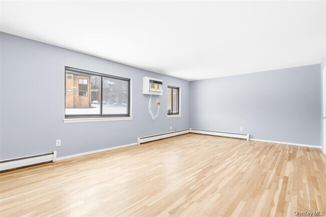 Building Photo - 9 Charles Ln