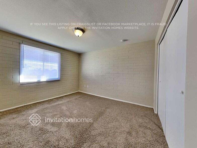 Building Photo - 7331 W Sells Dr