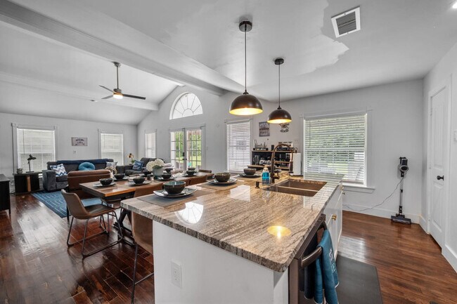 Building Photo - 4109 Brooks Baker Ave