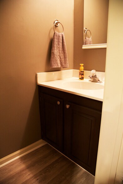 Building Photo - 6526 Medinah Ln