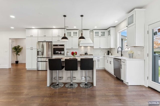 Building Photo - 648 E Broad St