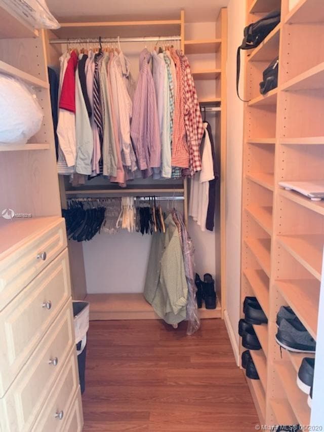 Building Photo - 7900 Harbor Island Dr