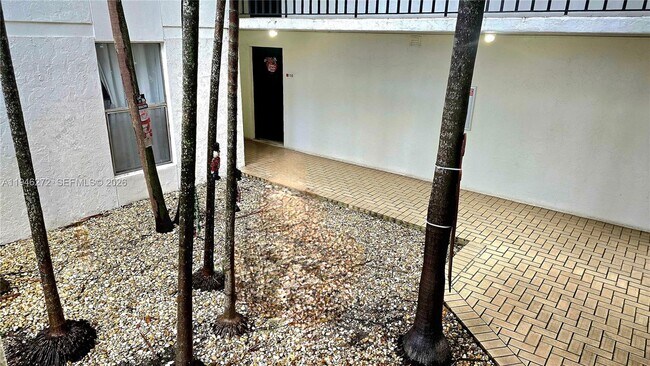 Building Photo - 2150 SW 16th Ave