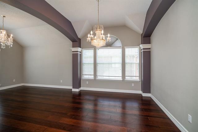 Building Photo - 806 Amber Ct