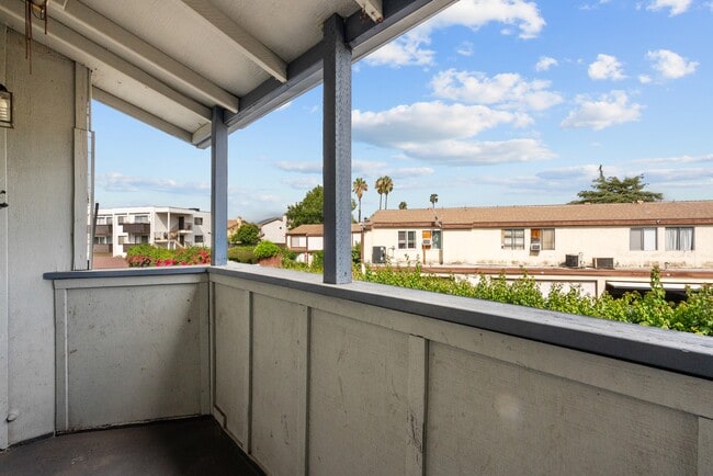 Building Photo - 9346 N Van Nuys Blvd W