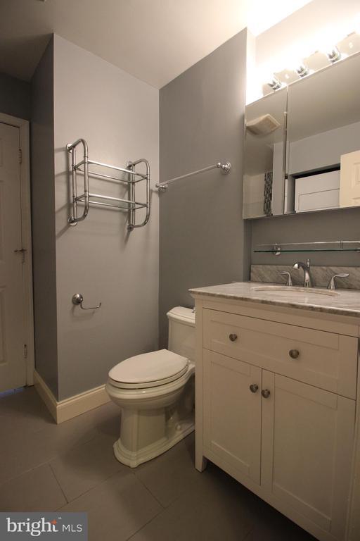 Building Photo - 3217 Wisconsin Ave