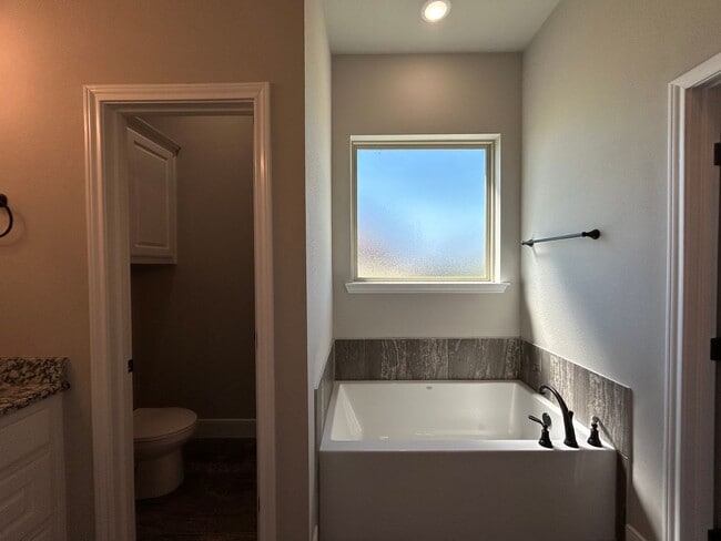 Building Photo - Azle Texas Homes For Rent "Azle ISD"