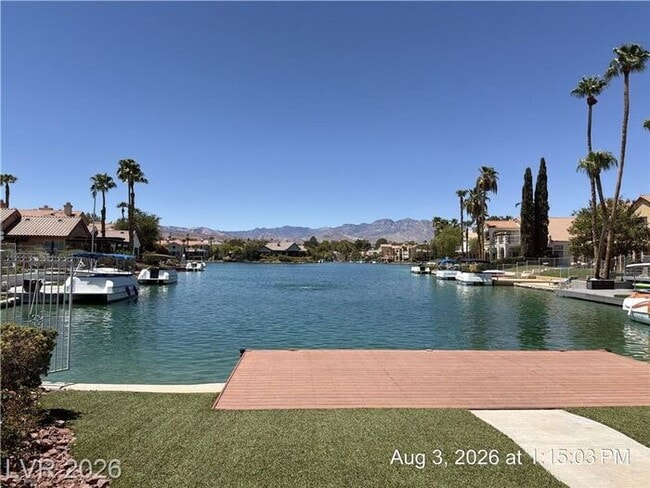 Building Photo - Beautiful Home with Private Balcony, Fireplace & Granite Kitchen