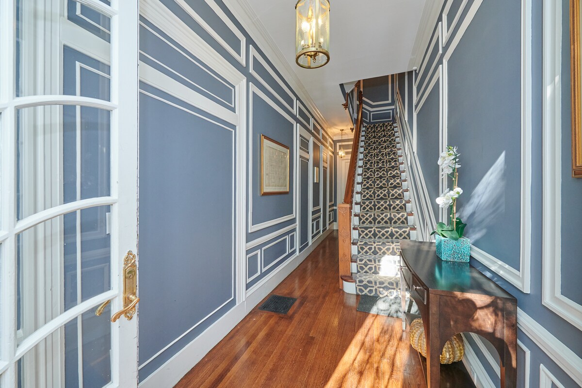 Building Photo - 313 Marlborough St