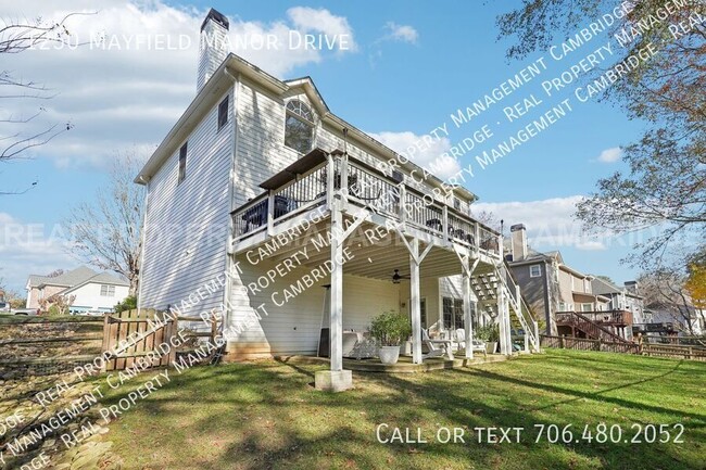 Building Photo - Charming 4 bedroom, 3 bathroom home locate...