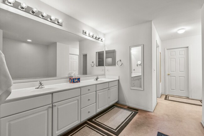 Building Photo - 2311 Hazeltime Dr