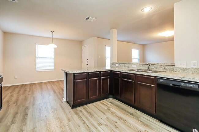 Building Photo - 2907 Karin Crst Ln