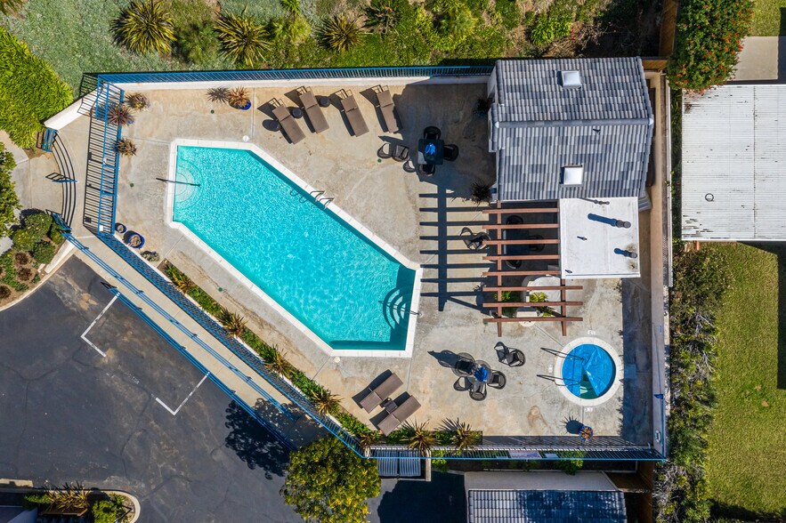 Building Photo - 969 Hygeia Ave
