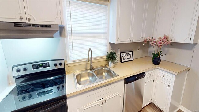 Building Photo - 2716 Forsyth Ln