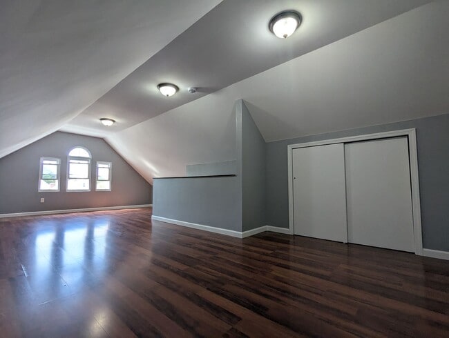 Building Photo - 69 Winthrop Ave