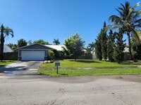Building Photo - 696 Dotterel Rd