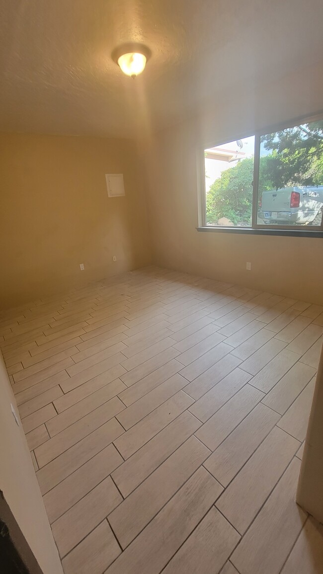 Building Photo - 3323 Camino Prado Vista