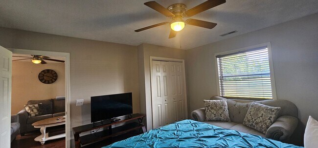 Building Photo - -First-Floor End-Unit | Fully Furnished 2B...
