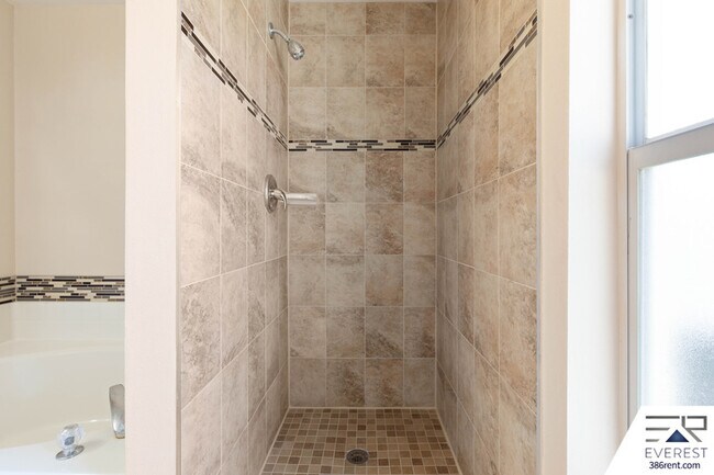 Building Photo - 9 Prince Kaarel Ln