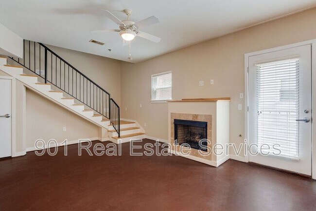 Building Photo - 426 N Front St