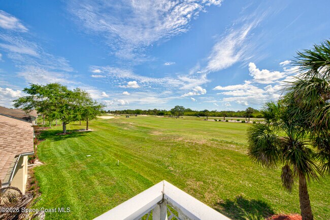 Building Photo - 1937 Golf Vista Blvd