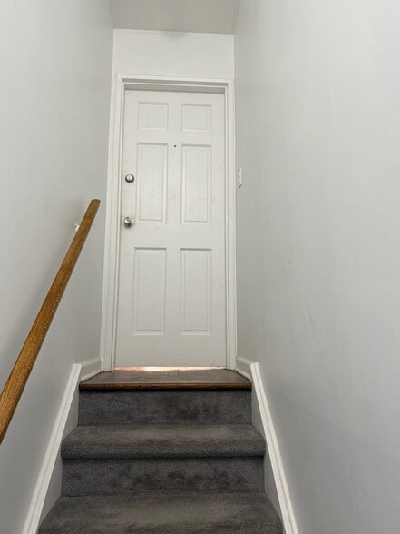 Building Photo - 139 Ridge Rd