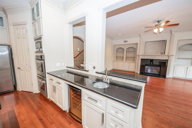 Building Photo - 3515 Durness Way