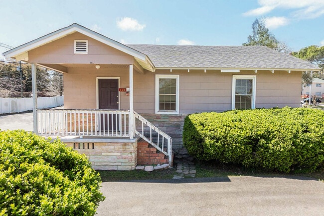 Building Photo - 414 Hayden Rd