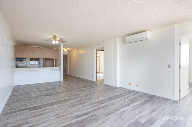 Building Photo - 351-351 Koauka Loop
