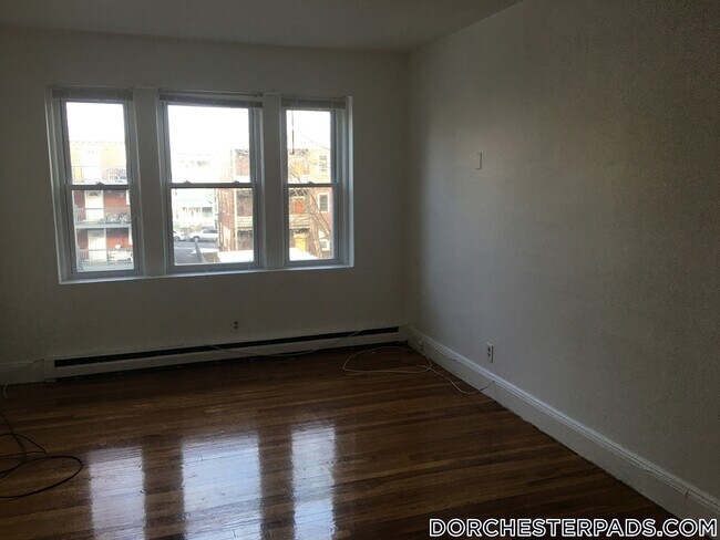 Building Photo - 451 Norfolk St