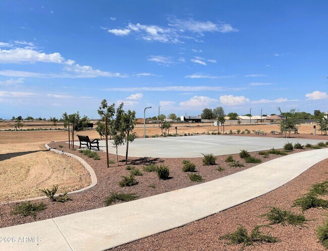 Building Photo - 9426 W Devonshire Ave