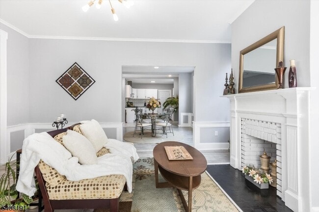 Building Photo - 440 N Grove St