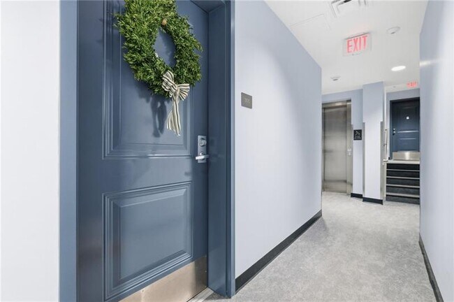 Building Photo - 2545 Penn Ave