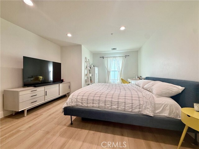 Building Photo - 1007 Terra Bella