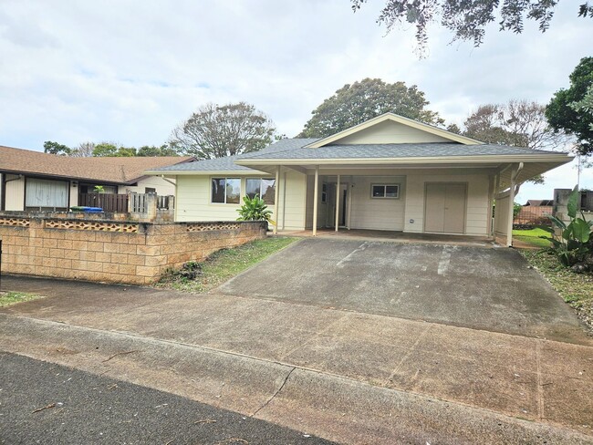 Building Photo - Mililani Town Completely Renovated 3 Bedro...