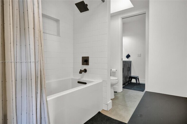 Building Photo - 7421 SW 174th St