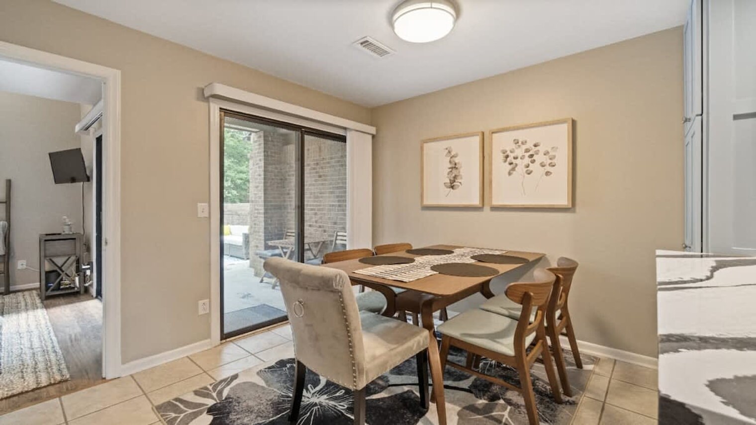 Building Photo - 8039 Charter Oak Ln