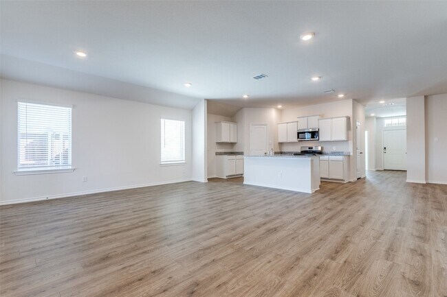 Building Photo - 1640 Basalt Ln