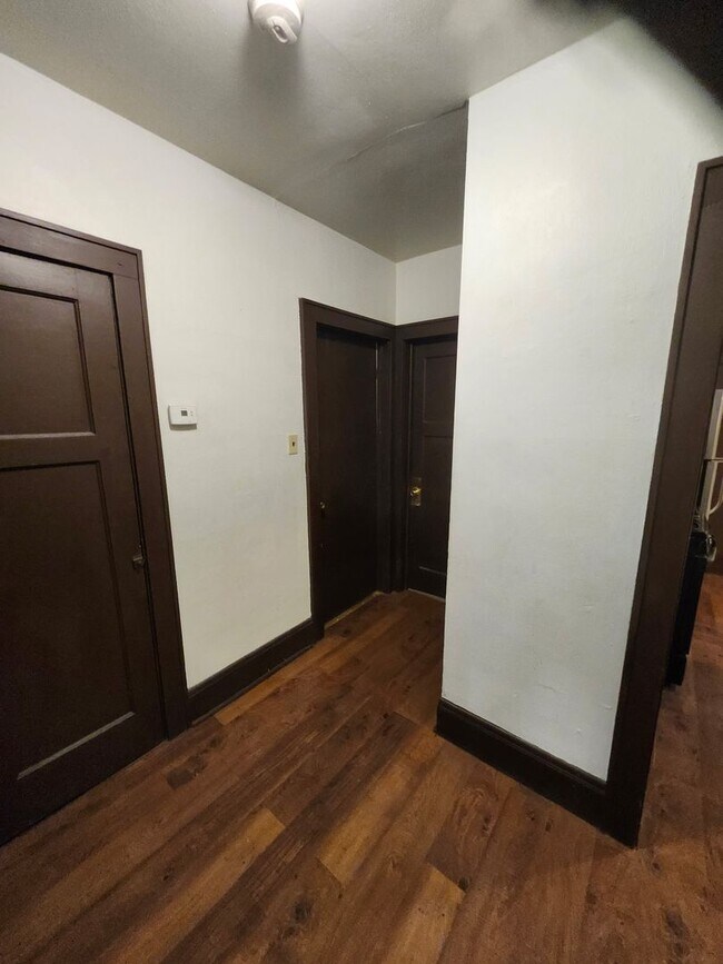 Building Photo - 4140wlisboM