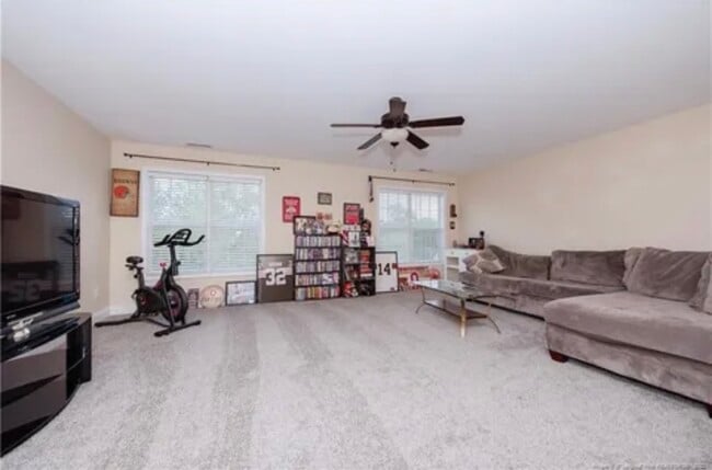 Building Photo - 1512 Gallant Fox Ct