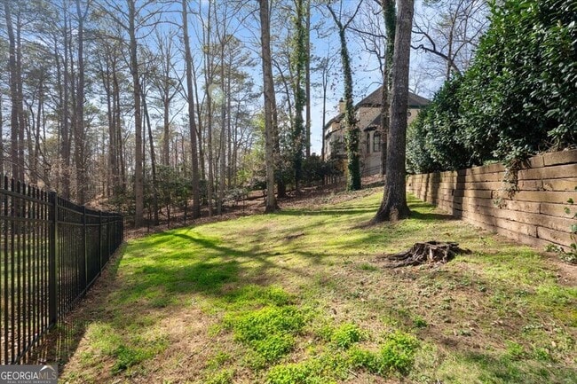 Building Photo - 530 Slane Trce