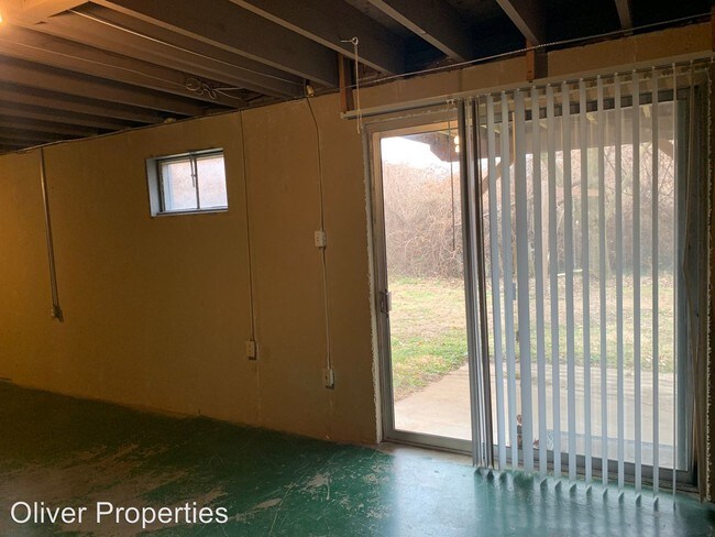 Building Photo - 8503 Gulf Dr