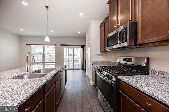 Building Photo - 430 Paperbark Sq