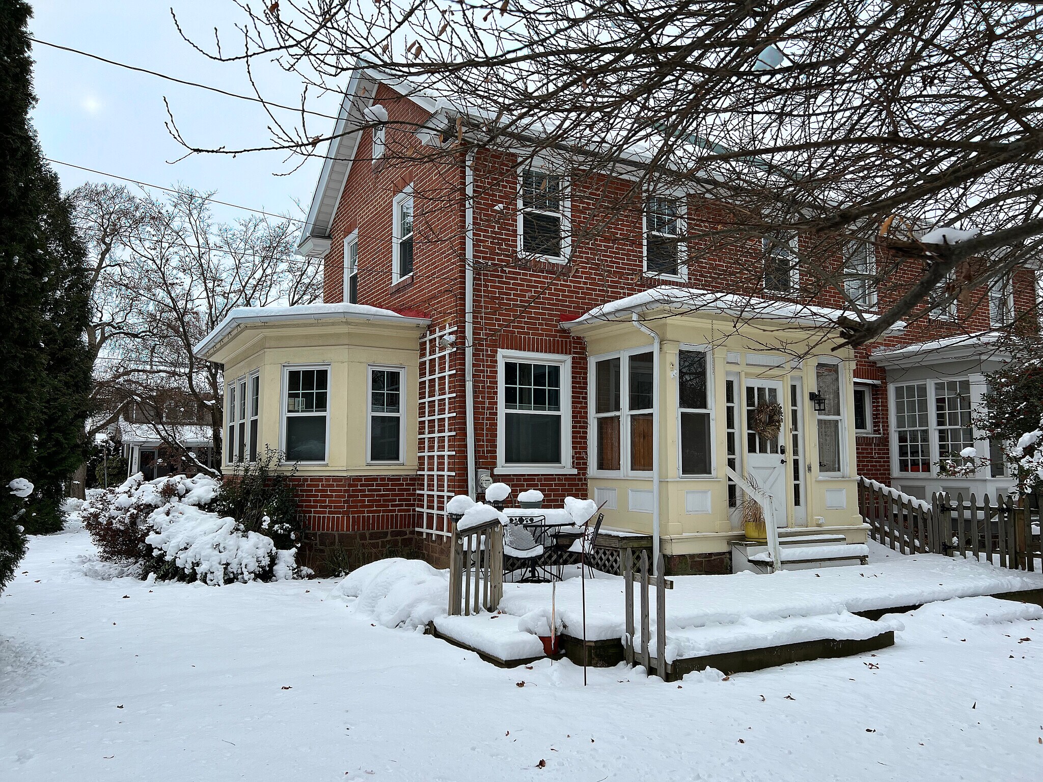 Back Door - 225 S 4th St