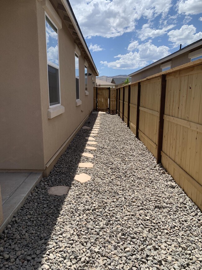 Building Photo - 7286 Overture Dr